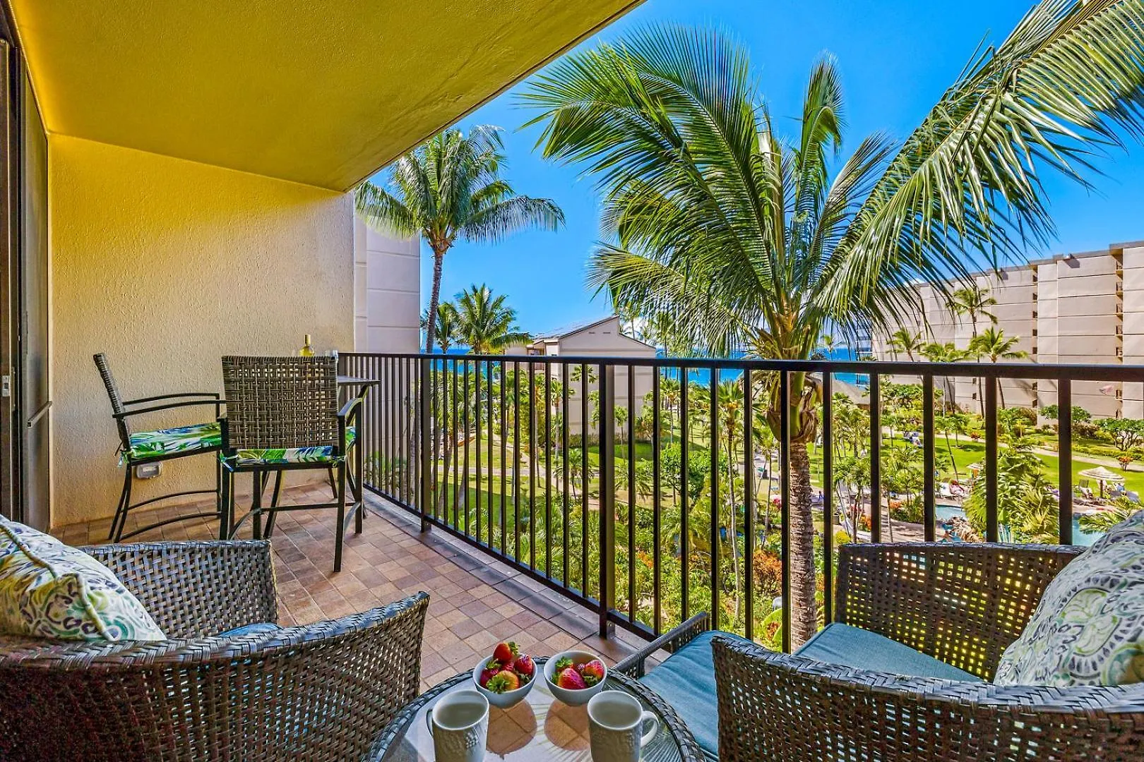 Kaanapali Shores 544 Kahana Apartment